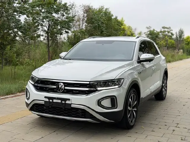 Volkswagen T-Roc 2023, 54 000 км