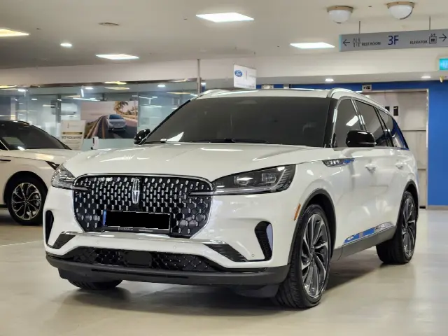 Lincoln Aviator 2019, 18 503 км