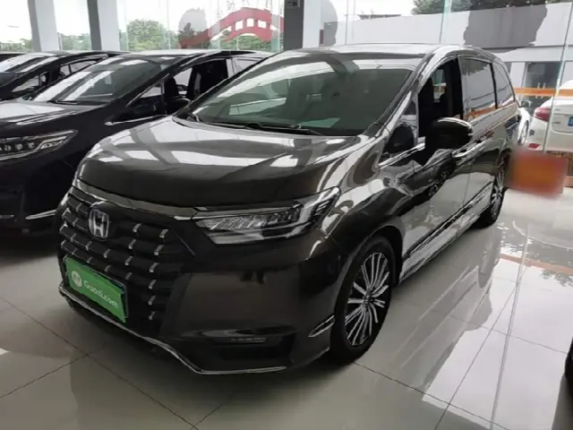 Honda Elysion 2022, 56 200 км