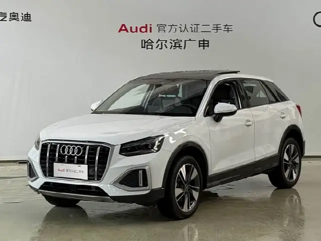 Audi Q2L 2024, 21 000 км