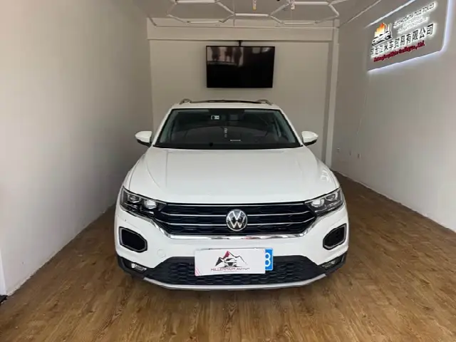 Volkswagen T-Roc 2021, 28 000 км