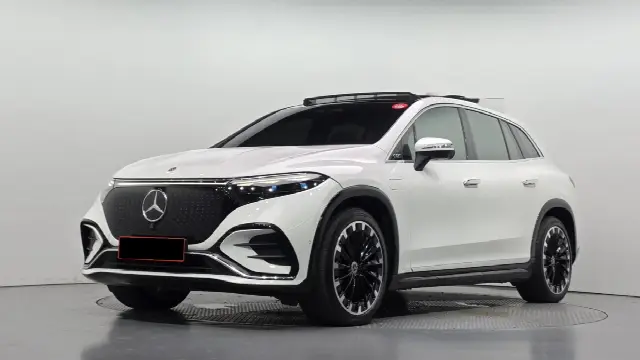 Mercedes-Benz EQS 2023, 60 890 км