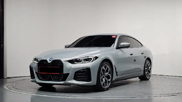 BMW i4 2021, 46 825 км