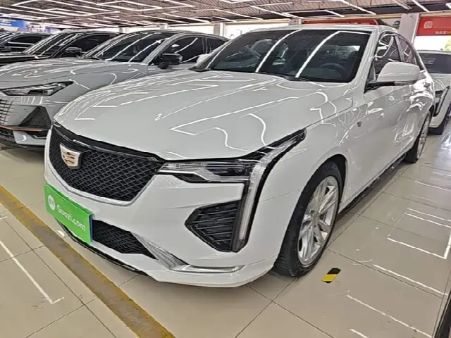 Cadillac CT4 2022, 38 000 км