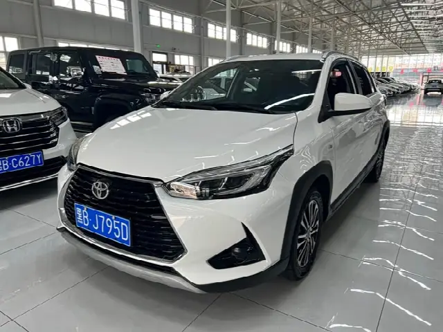 Toyota Yaris L Hatchback 2022, 40 000 км