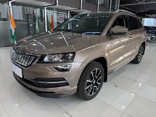 Skoda Karoq 2022, 34 000 км