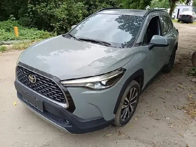 Toyota Corolla Cross 2022, 54 700 км