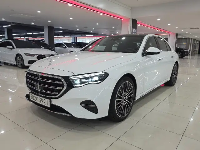 Mercedes-Benz E-Class 2024, 6 776 км