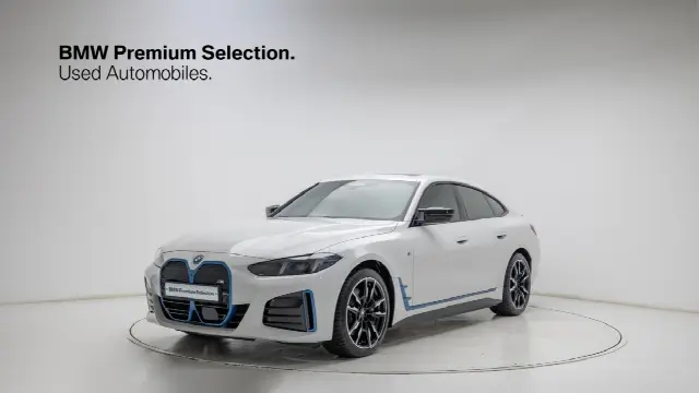 BMW i4 2021, 4 250 км