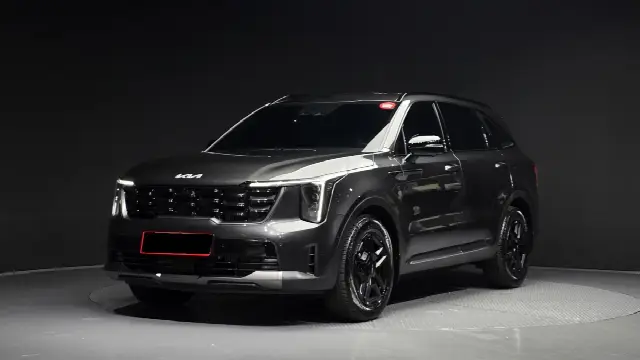 Kia Sorento 2023, 5 077 км