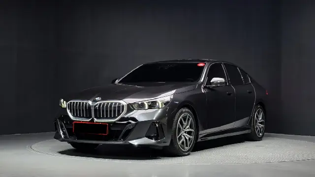 BMW 5 Series 2023, 6 062 км