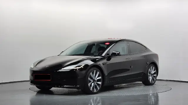 Tesla Model 3 2017, 15 143 км
