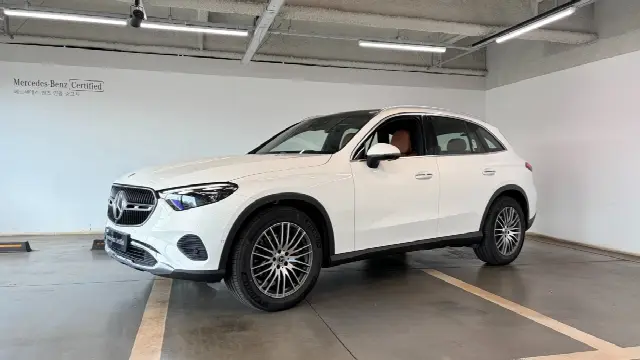 Mercedes-Benz GLC-Class 2023, новый
