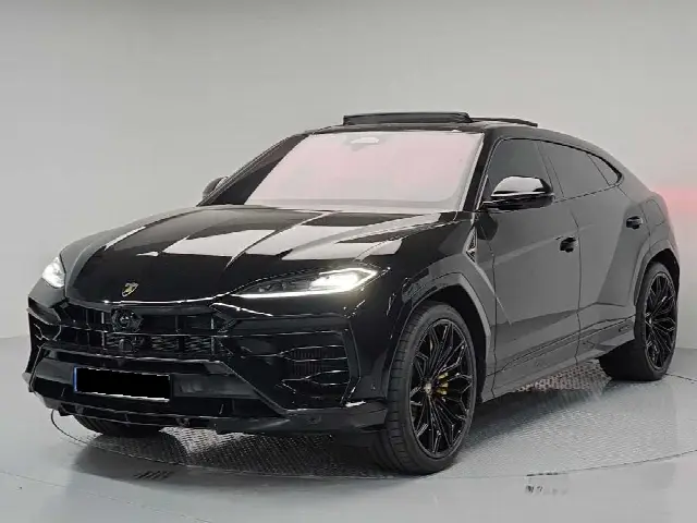 Lamborghini Urus 2018, новый