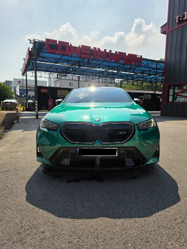 BMW M5 2024, 5 500 км