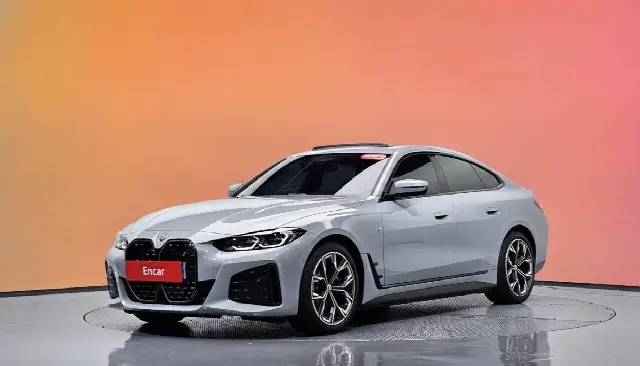 BMW i4 2021, 24 026 км