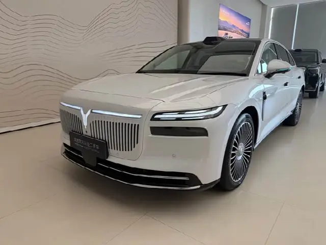 Voyah Passion L 2026, 6 000 км