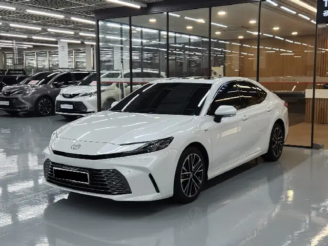 Toyota Camry 2024, 11 998 км