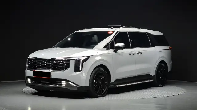 Kia Carnival 2023, 21 763 км