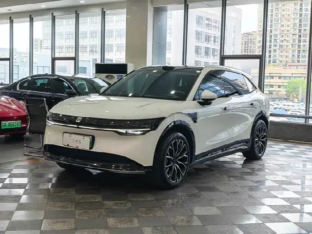 Zeekr 7X 2025, 22 000 км