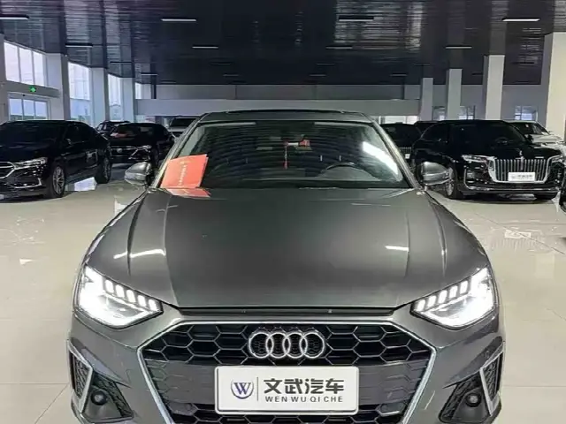 Audi A4L 2022, 40 000 км