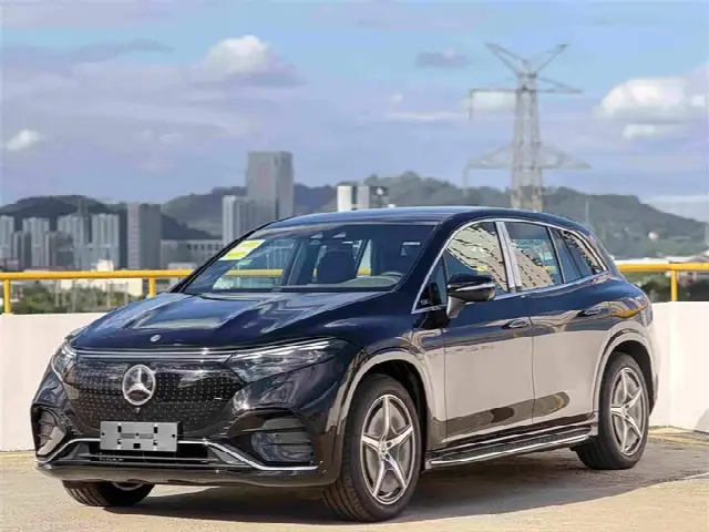 Mercedes-Benz EQS SUV 2025, новый