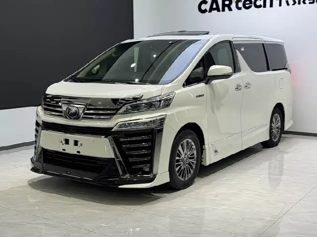 Toyota Vellfire 2021, 64 000 км
