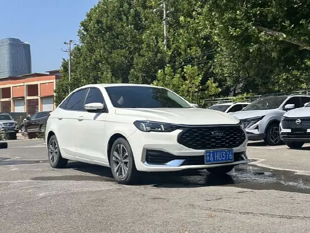 Ford Escort 2021, 26 000 км