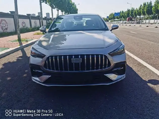 Geely Galaxy Starshine 6 2026, новый