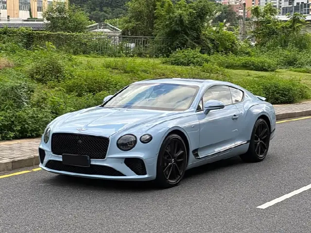 Bentley Continental GT 2022, 13 000 км