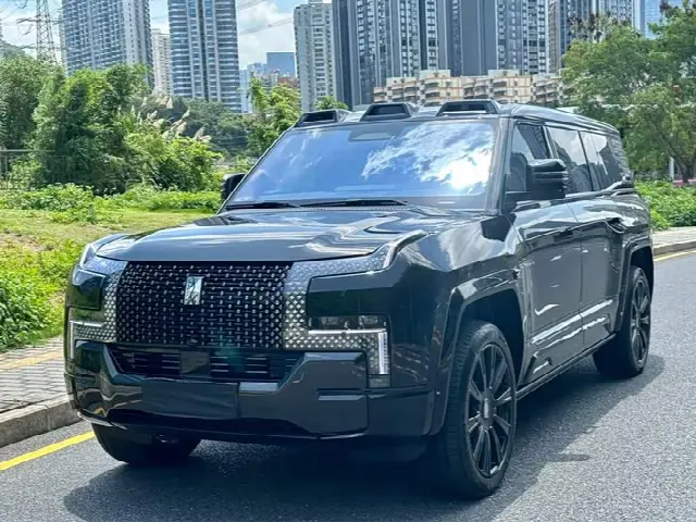 BYD Yangwang U8 2025, 9 200 км