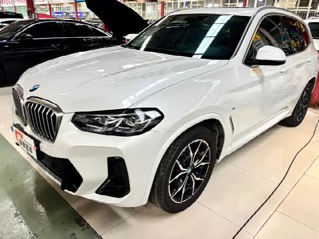 BMW X3 2022, 80 000 км