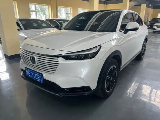 Honda Vezel 2023, 27 000 км