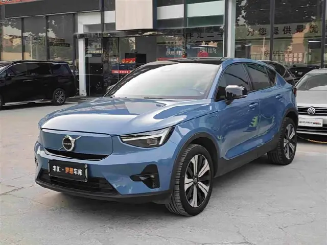 Volvo C40 2022, 66 000 км