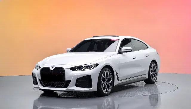 BMW i4 2021, 71 017 км