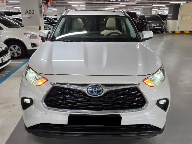 Toyota Highlander 2023, 59 436 км