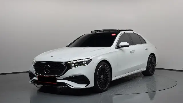 Mercedes-Benz E-Class 2024, 43 084 км