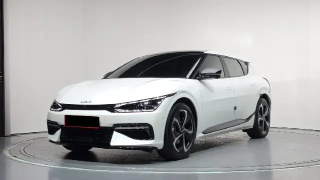 Kia EV6 2021, 23 173 км