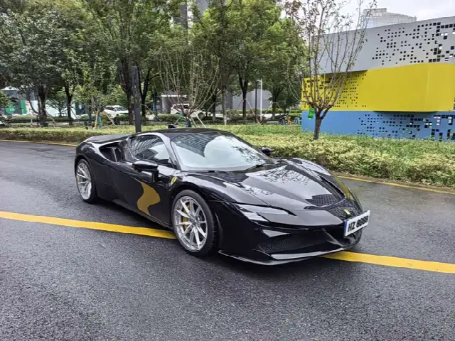 Ferrari SF90 2020, 10 500 км