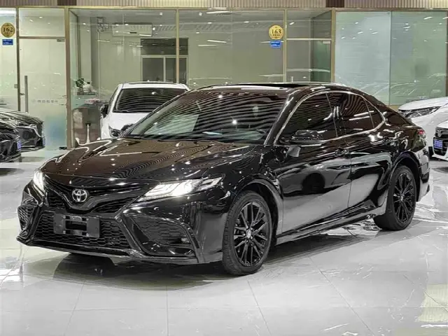Toyota Camry 2022, 59 000 км