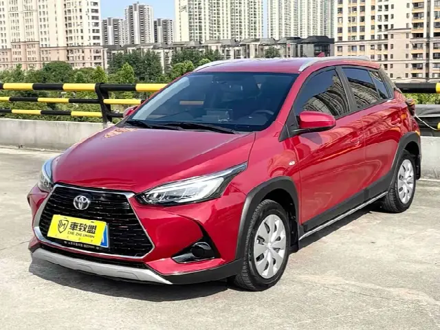 Toyota Yaris L Hatchback 2022, 15 400 км