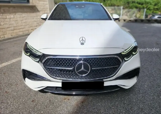 Mercedes-Benz E-Class 2024, 28 042 км
