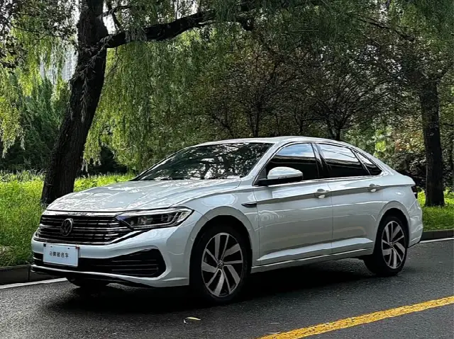 Volkswagen Sagitar L 2025, 13 000 км