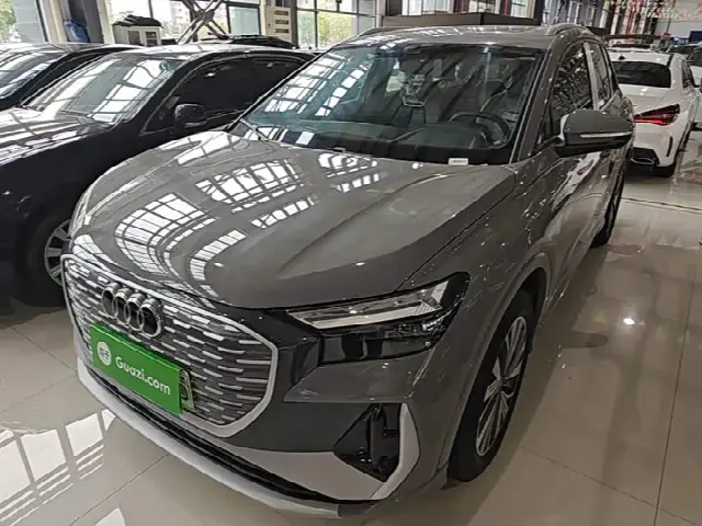 Audi Q4 e-tron 2024, новый