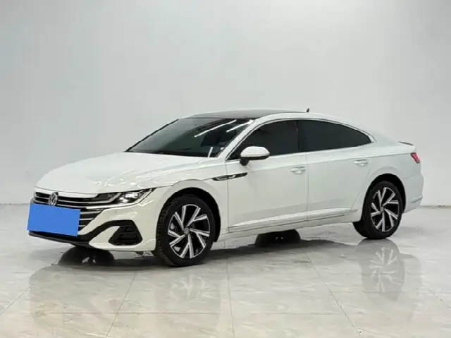 Volkswagen CC 2024, 8 400 км