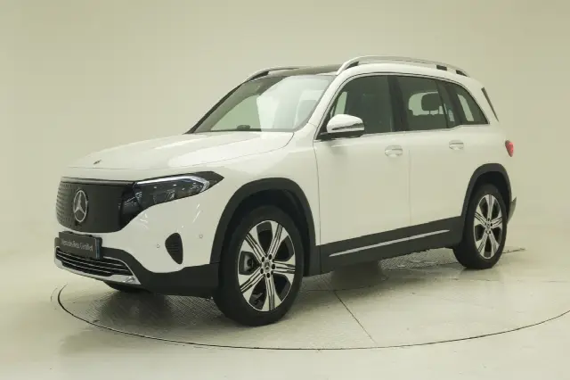 Mercedes-Benz EQB 2022, 7 377 км