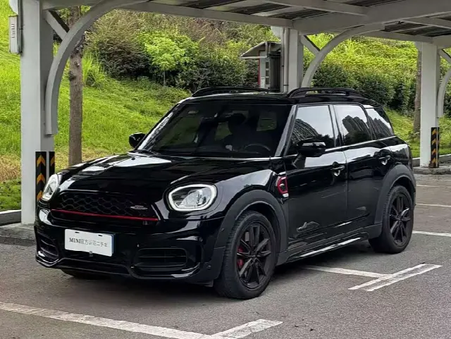 Mini Countryman JCW 2022, 33 000 км