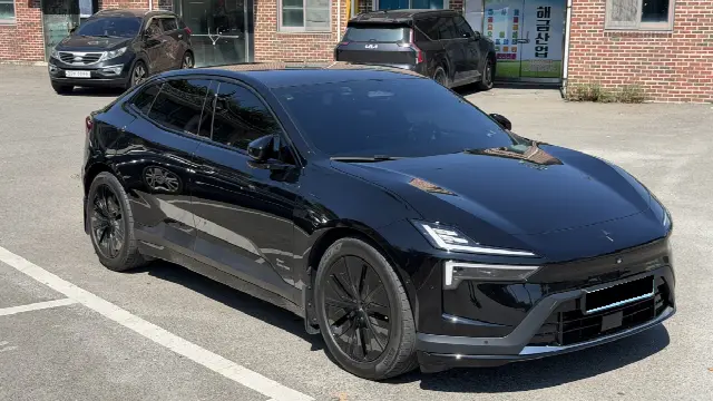 Polestar 4 2024, 13 700 км