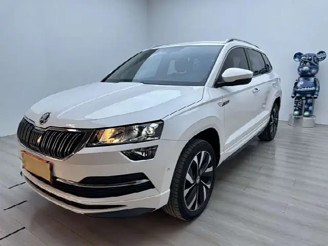 Skoda Karoq 2022, 37 000 км