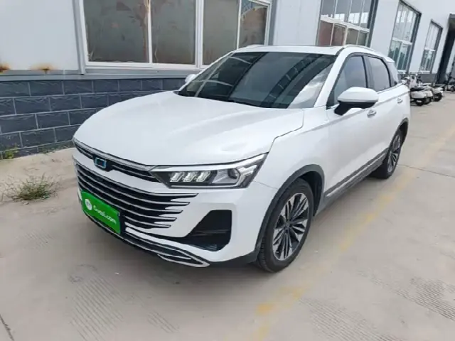 Bestune T77 2023, 4 000 км